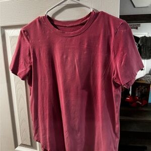 Classic women’s lululemon  Pink T-Shirt